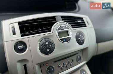 Минивэн Renault Scenic 2005 в 