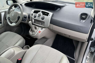 Минивэн Renault Scenic 2005 в 
