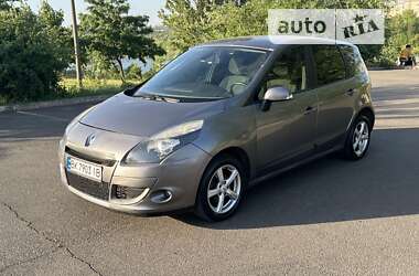 Мінівен Renault Scenic 2009 в Кривому Розі