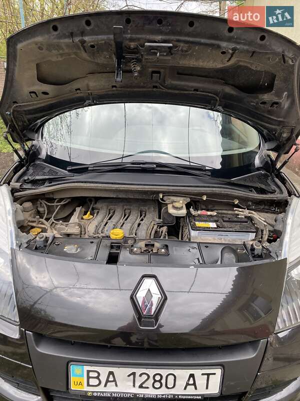 Минивэн Renault Scenic 2009 в Александрие