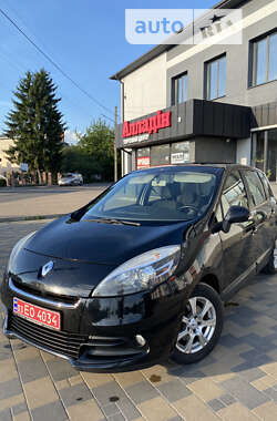 Мінівен Renault Scenic 2012 в Нововолинську