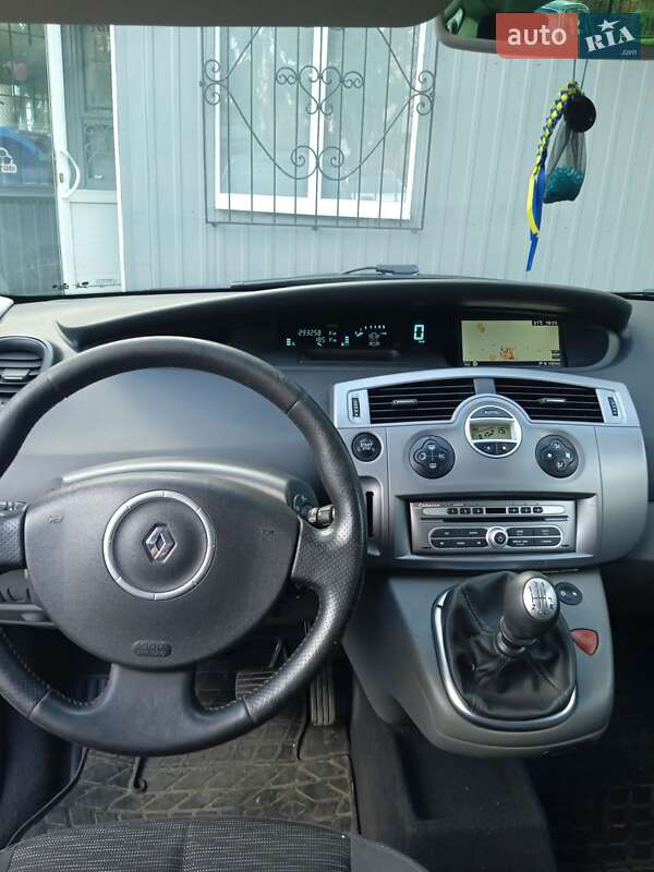 Минивэн Renault Scenic 2007 в Луцке