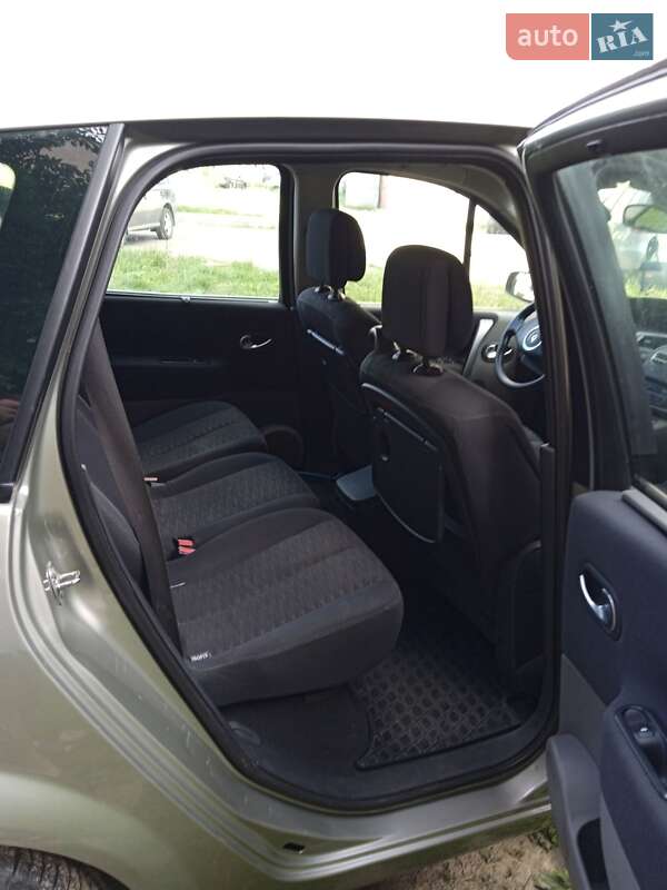 Минивэн Renault Scenic 2007 в Луцке