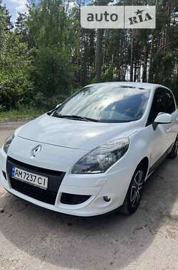 Минивэн Renault Scenic 2010 в Житомире