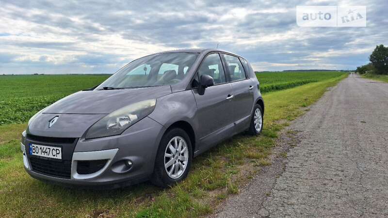 Минивэн Renault Scenic 2011 в Тернополе