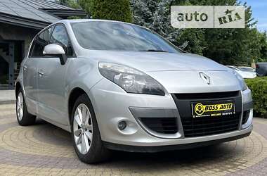 Renault Scenic 2011