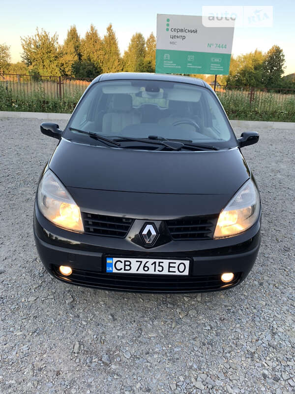 Минивэн Renault Scenic 2006 в Мене