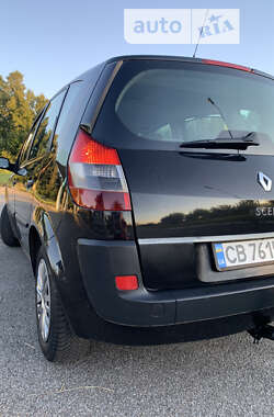 Минивэн Renault Scenic 2006 в Мене