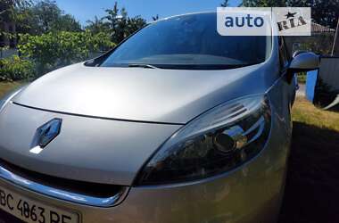 Renault Scenic 2012