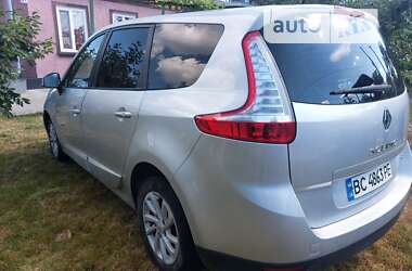 Минивэн Renault Scenic 2012 в Подольске