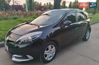 Минивэн Renault Scenic 2013 в 