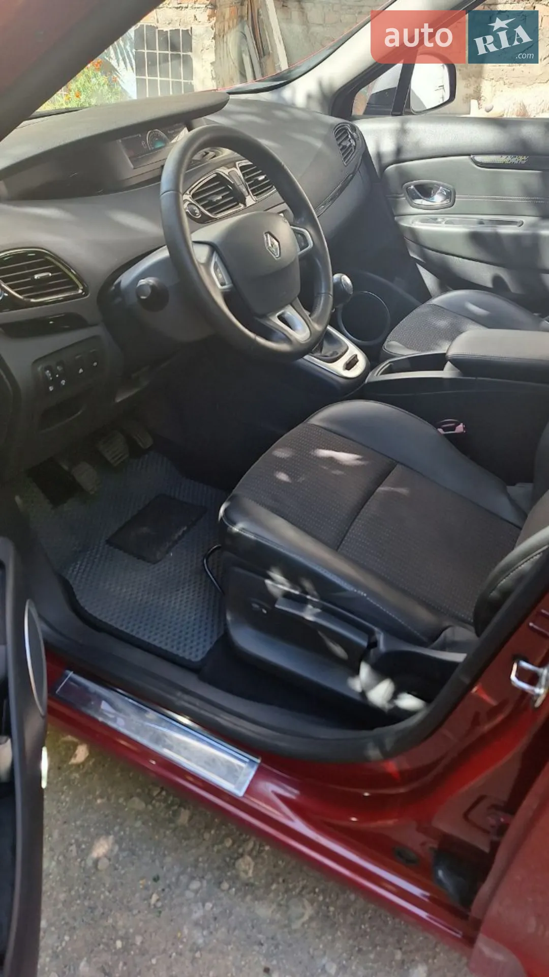 2012 Renault Scenic - мініатюра 16