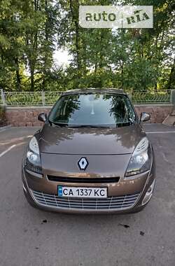 Мінівен Renault Scenic 2011 в Черкасах