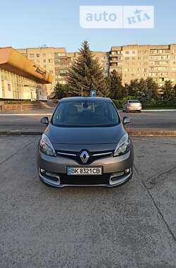 Мінівен Renault Scenic 2013 в Вараші