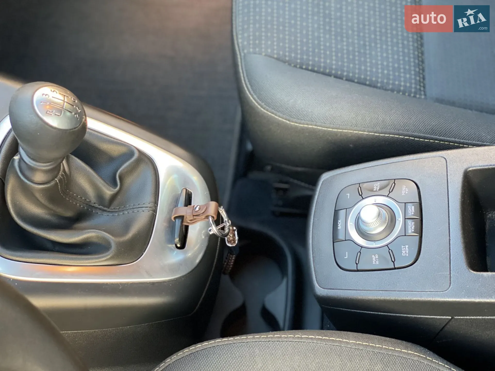 2010 Renault Scenic - мініатюра 8