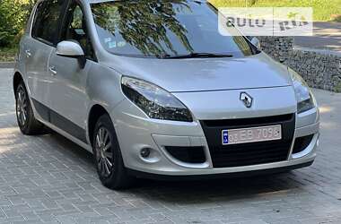 Минивэн Renault Scenic 2009 в Киверцах