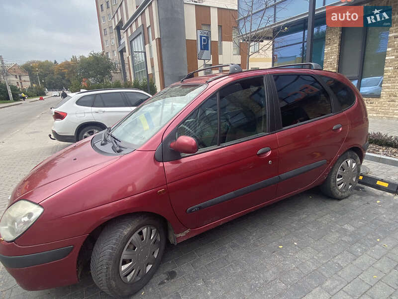 Минивэн Renault Scenic 2001 в Гайсине