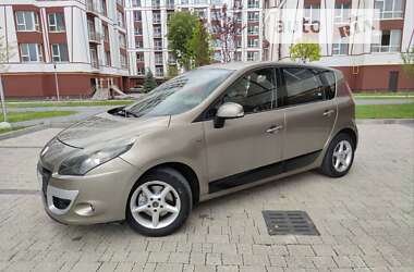 Минивэн Renault Scenic 2009 в Ивано-Франковске