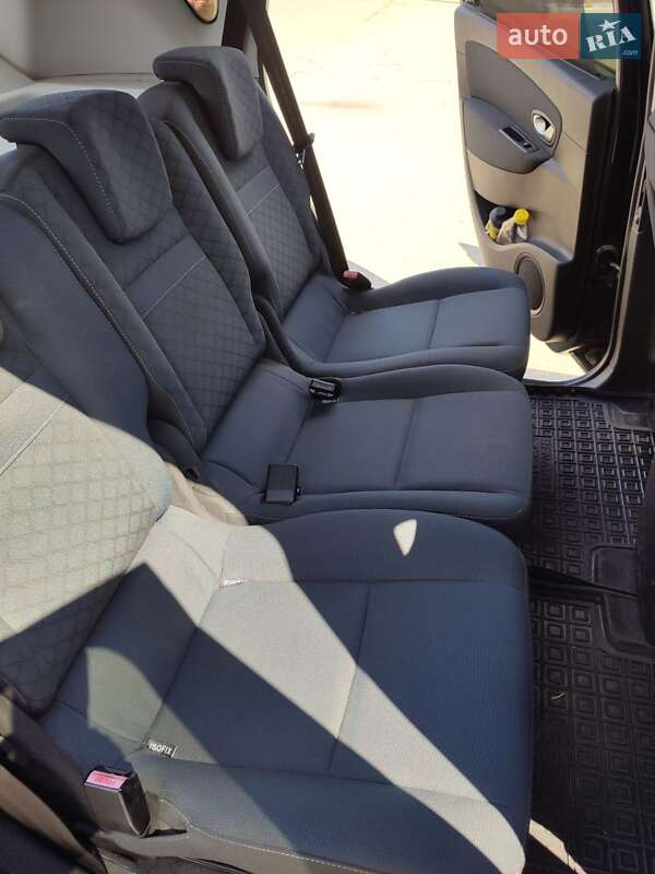 Минивэн Renault Scenic 2009 в Кременчуге