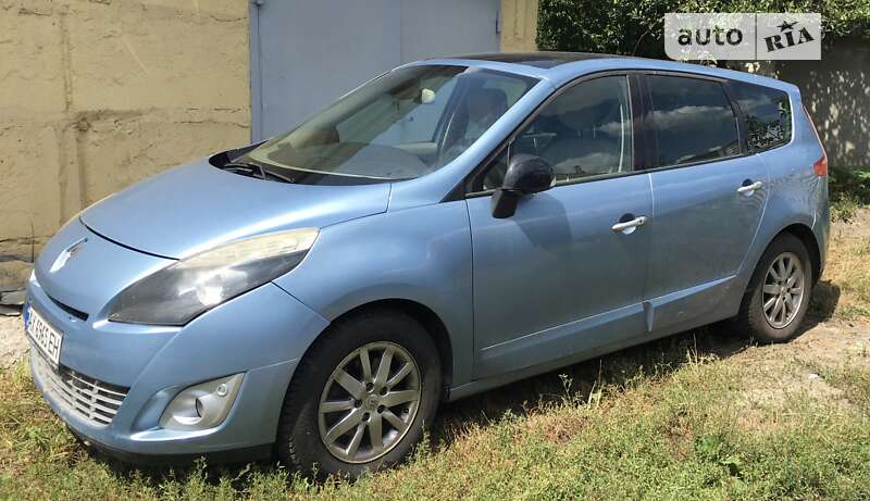 Renault Scenic 2011