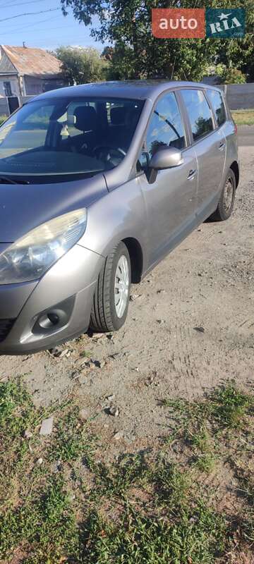 Минивэн Renault Scenic 2009 в Белой Церкви