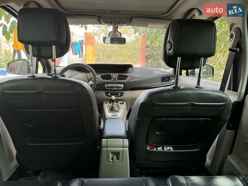 Мінівен Renault Scenic 2011 в Миколаєві