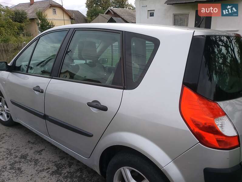 Мінівен Renault Scenic 2007 в Калуші фото 16 Мінівен Renault Scenic 2007 в Калуші