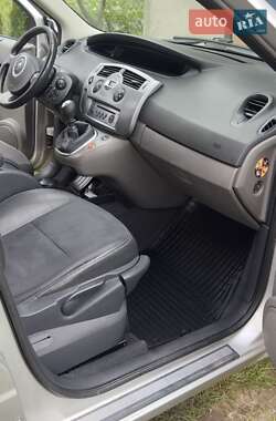 Минивэн Renault Scenic 2008 в 