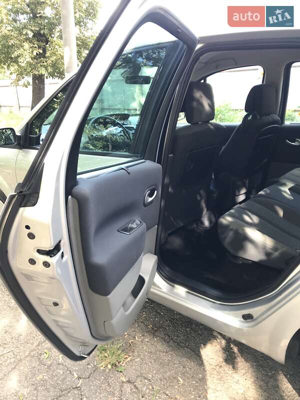Минивэн Renault Scenic 2008 в Харькове фото 11 Минивэн Renault Scenic 2008 в Харькове