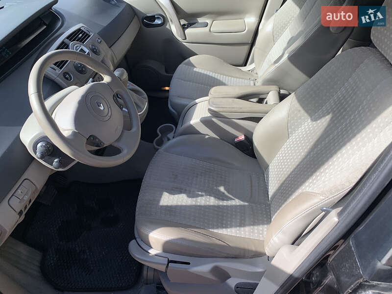 Минивэн Renault Scenic 2004 в Бердичеве