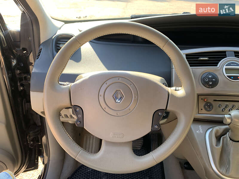 Минивэн Renault Scenic 2004 в Бердичеве