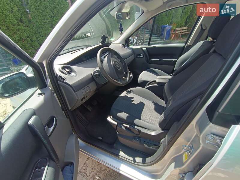 Минивэн Renault Scenic 2007 в Киеве