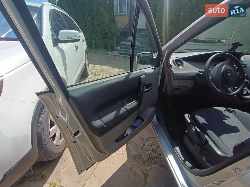 Минивэн Renault Scenic 2007 в Киеве