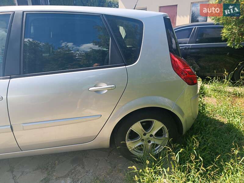 Минивэн Renault Scenic 2007 в Киеве