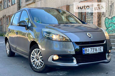 Мінівен Renault Scenic 2012 в Кременчуці