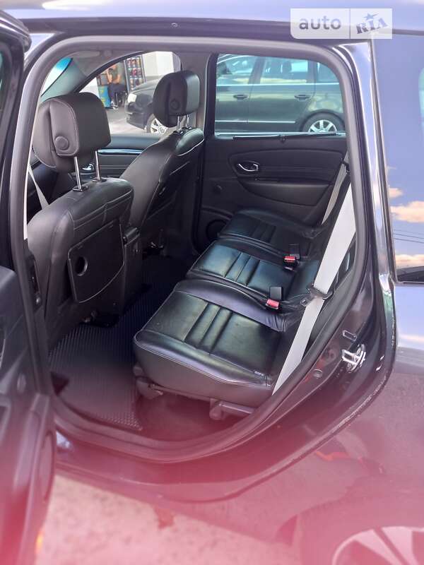 Мінівен Renault Scenic 2011 в Борисполі