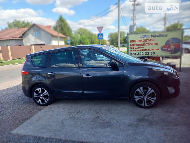 Мінівен Renault Scenic 2011 в Борисполі