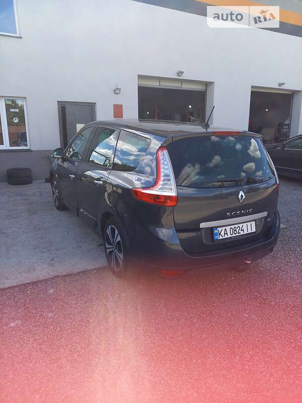 Мінівен Renault Scenic 2011 в Борисполі