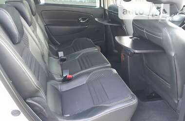 Минивэн Renault Scenic 2015 в 