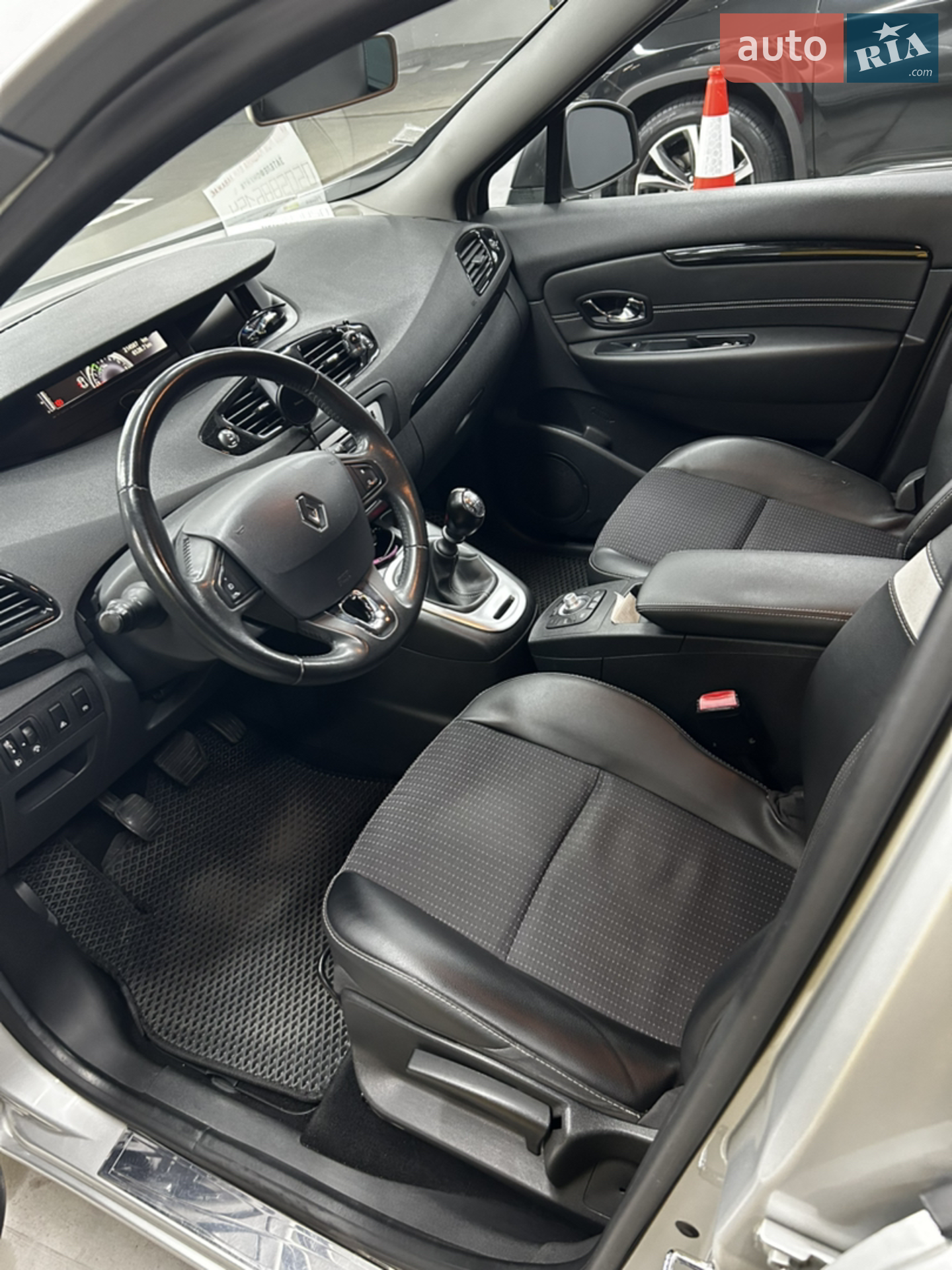 2013 Renault Scenic - мініатюра 11