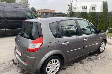 Минивэн Renault Scenic 2006 в Млинове