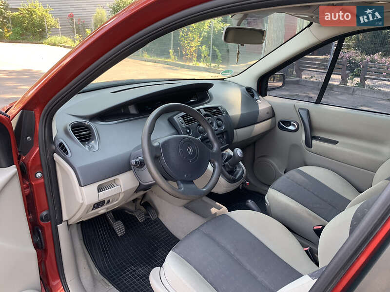 Минивэн Renault Scenic 2005 в Виннице