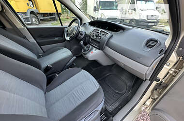 Минивэн Renault Scenic 2006 в Киеве