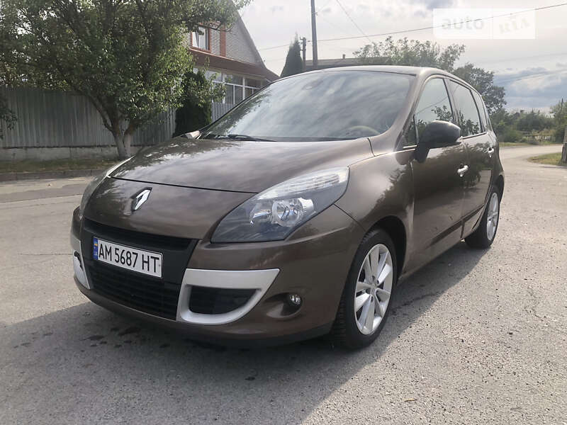 Мінівен Renault Scenic 2011 в Звягелі