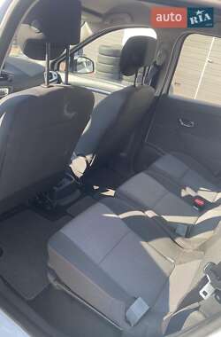 Минивэн Renault Scenic 2014 в 