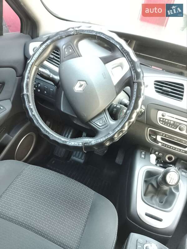 Минивэн Renault Scenic 2010 в Владимирце фото 17 Минивэн Renault Scenic 2010 в Владимирце