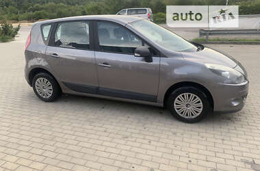 Минивэн Renault Scenic 2010 в Мукачево