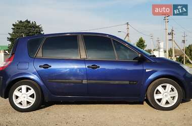 Минивэн Renault Scenic 2003 в 