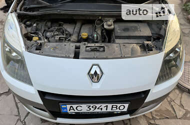 Минивэн Renault Scenic 2011 в Кременце