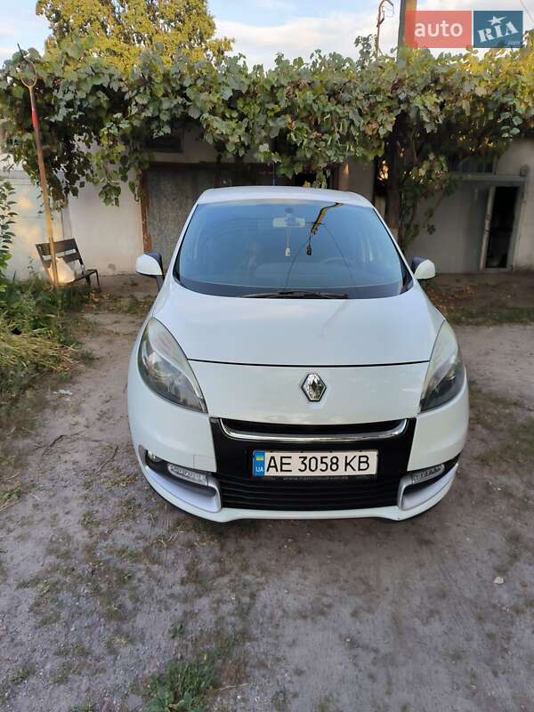 Минивэн Renault Scenic 2012 в Василькове